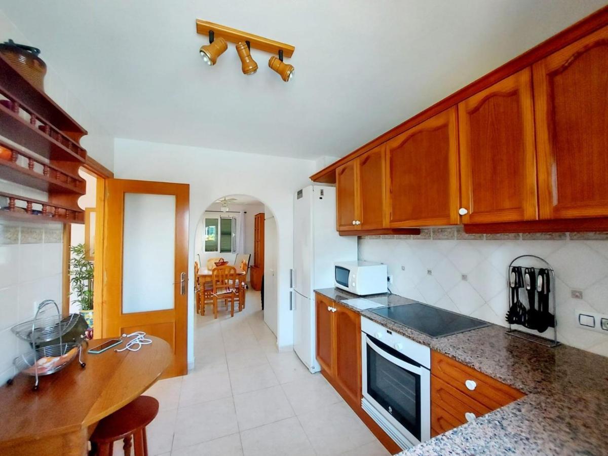 Villa Limon Cala Blanca  Buitenkant foto