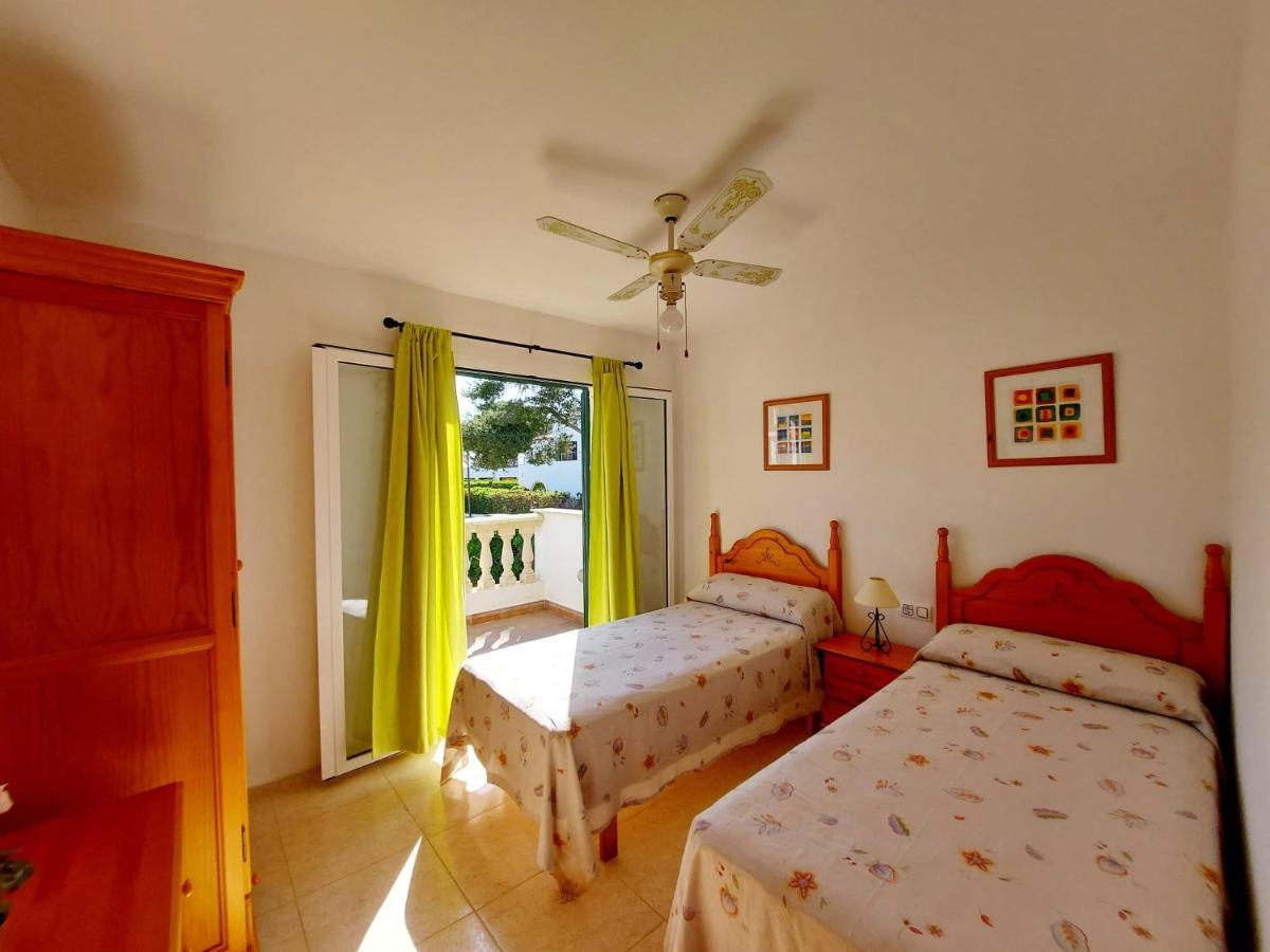 Villa Limon Cala Blanca  Buitenkant foto